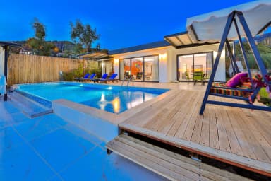 Villa Florya Duo Korunaklı Havuz 55